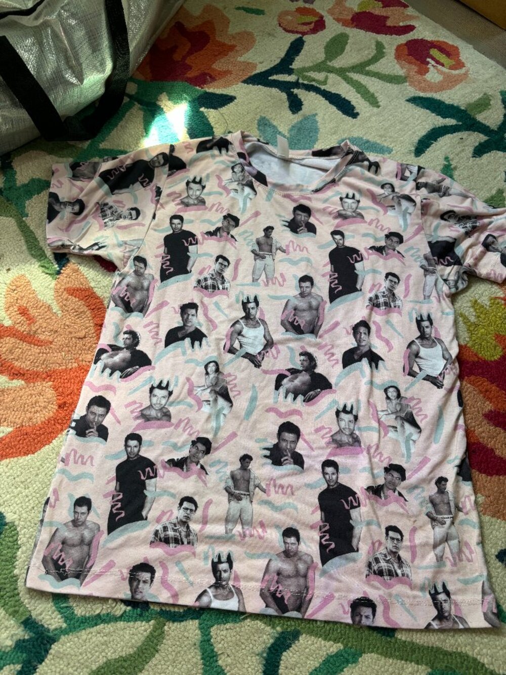 Sexy Jeff Goldblum print shirt - Medium